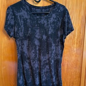 lululemon athletica Black Textured Short Sleeve Tee